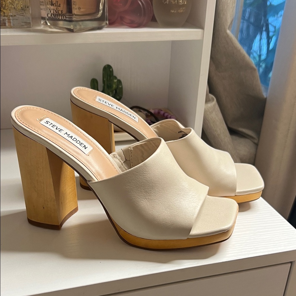 Steve Madden Cream and Tan Platform Mules
